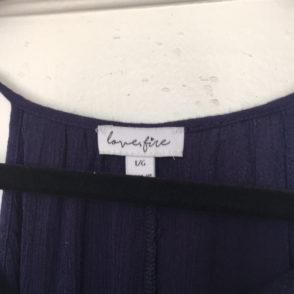 Flowy Navy Patterned Top - Picture 3 of 5